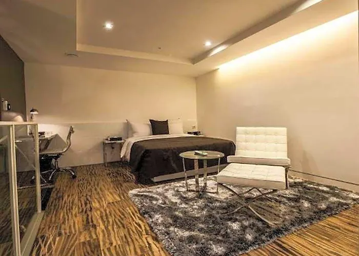 Sr Sadang Hotel 3*